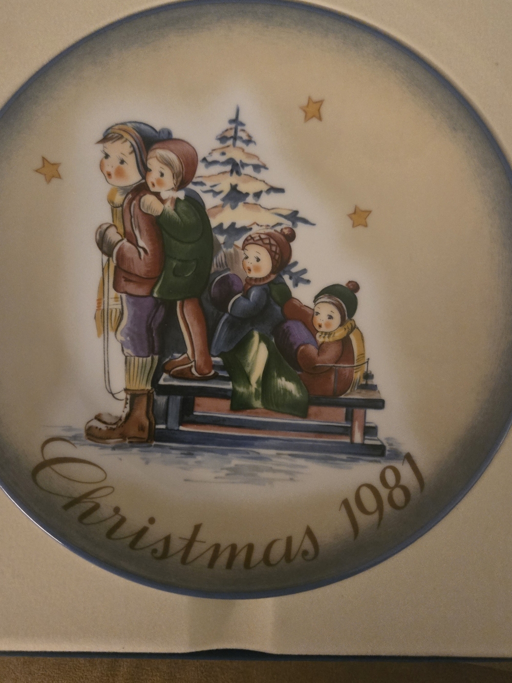 Vintage Christmas 1981 Decorative Plate - Winter Sledding Scene